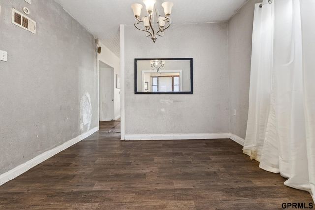 2209 N 16th Street, Omaha, NE 68110