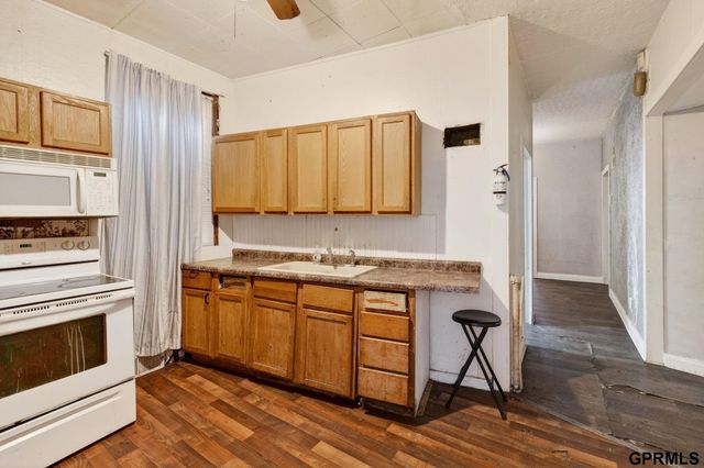 2209 N 16th Street, Omaha, NE 68110