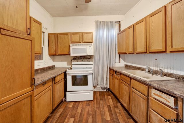 2209 N 16th Street, Omaha, NE 68110