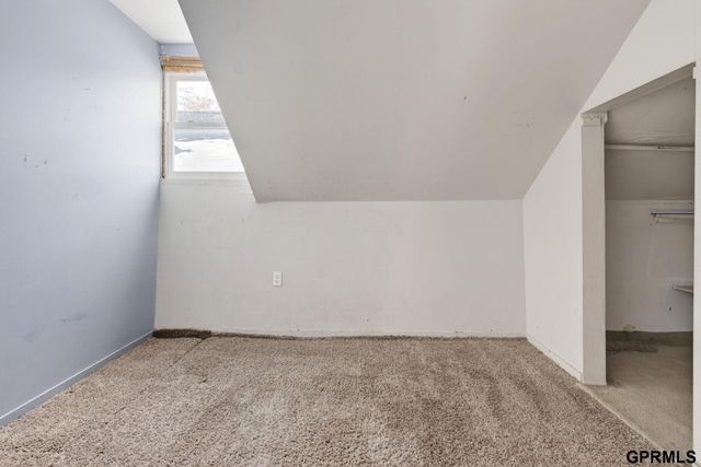 2209 N 16th Street, Omaha, NE 68110