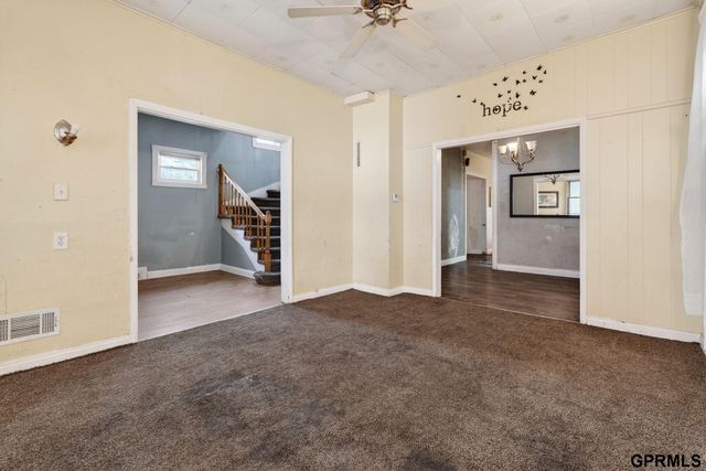 2209 N 16th Street, Omaha, NE 68110