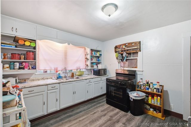 1731 McDonald Lane, New Albany, IN 47150
