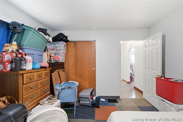 1731 McDonald Lane, New Albany, IN 47150
