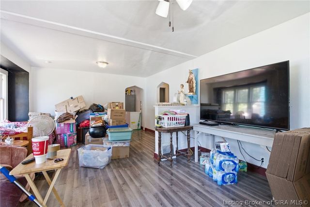 1731 McDonald Lane, New Albany, IN 47150