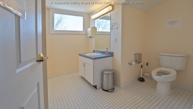 1510 Kanawha Boulevard E, Charleston, WV 25311