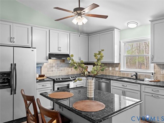 7356 Trailing Rock Rd, Prince George, VA 23875