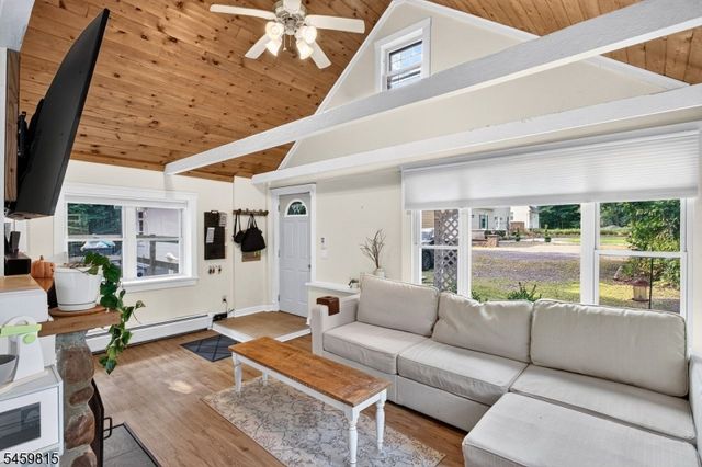 433 Wheeler Pl, Franklin Twp., NJ 08873