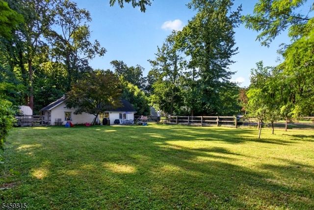 433 Wheeler Pl, Franklin Twp., NJ 08873