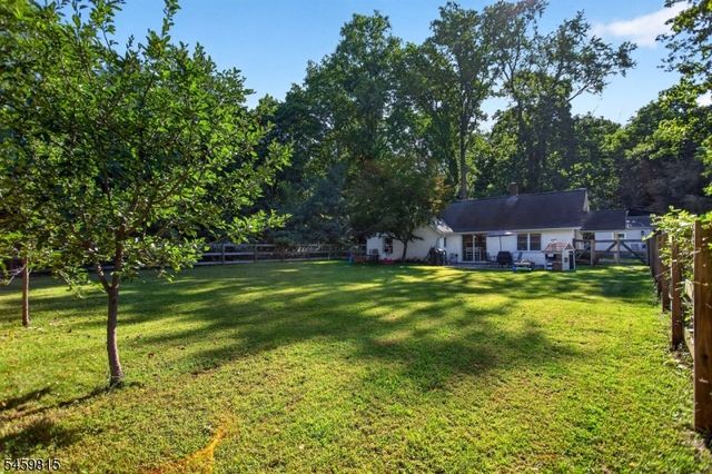 433 Wheeler Pl, Franklin Twp., NJ 08873