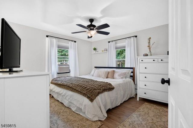 433 Wheeler Pl, Franklin Twp., NJ 08873