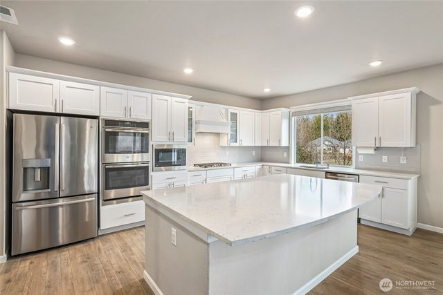 25704 207th Place SE, Covington, WA 98042