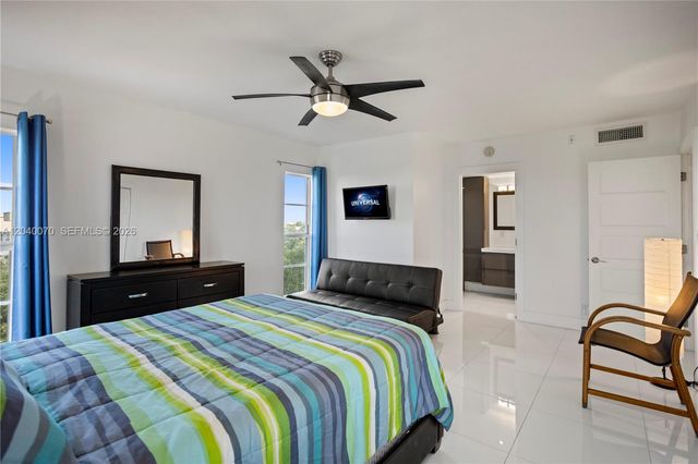 3050 N Palm Aire Drive 710, Pompano Beach, FL 33069