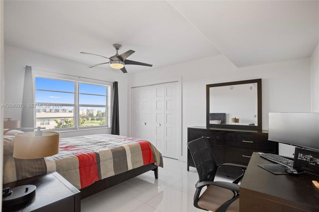 3050 N Palm Aire Drive 710, Pompano Beach, FL 33069