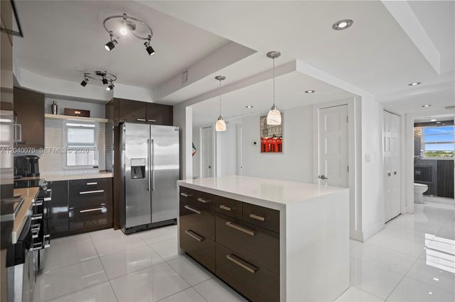 3050 N Palm Aire Drive 710, Pompano Beach, FL 33069