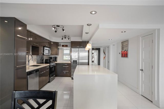 3050 N Palm Aire Drive 710, Pompano Beach, FL 33069