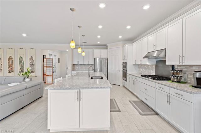 10530 Jackson Square DR, Estero, FL 33928