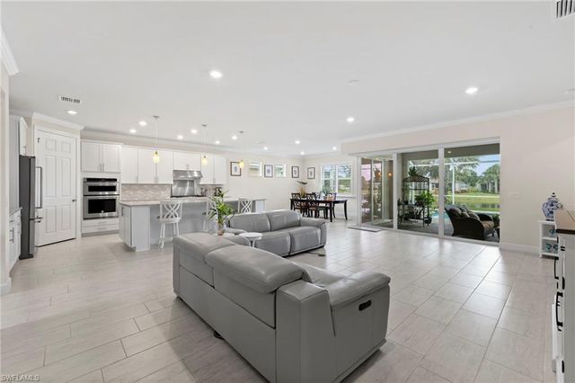 10530 Jackson Square DR, Estero, FL 33928