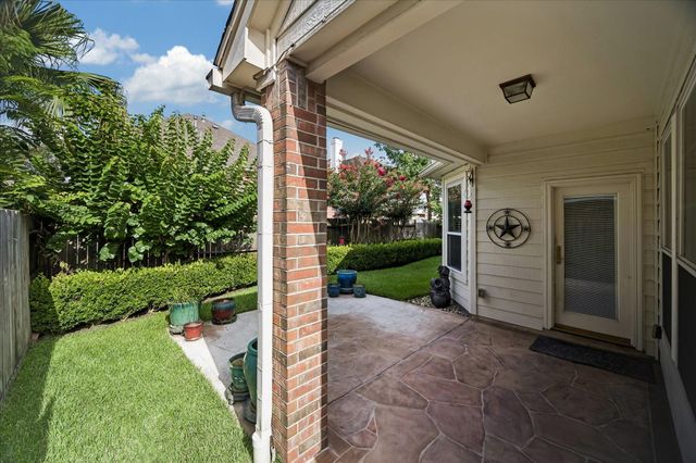 3319 Shadowfern Drive, Houston, TX 77082