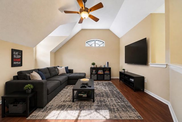 3319 Shadowfern Drive, Houston, TX 77082
