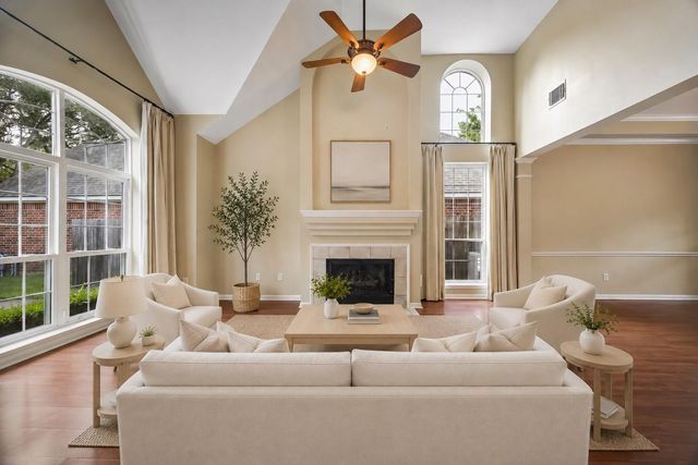 3319 Shadowfern Drive, Houston, TX 77082