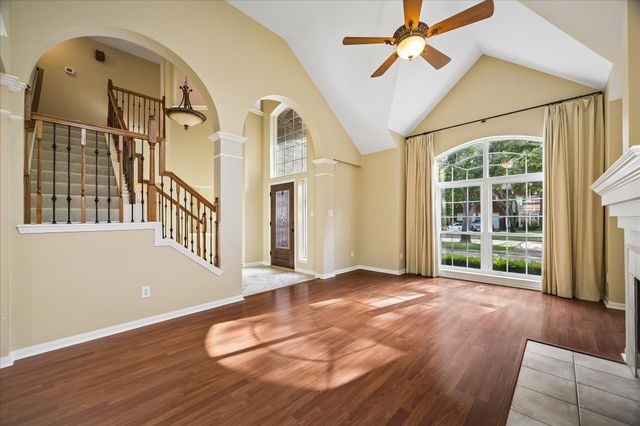 3319 Shadowfern Drive, Houston, TX 77082