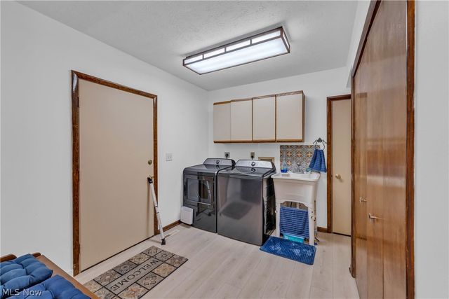 2765 Sharon Copley Road, Medina, OH 44256