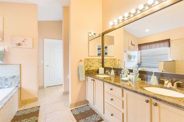 2672 AUTUMN CREEK CIRCLE, Kissimmee, FL 34747