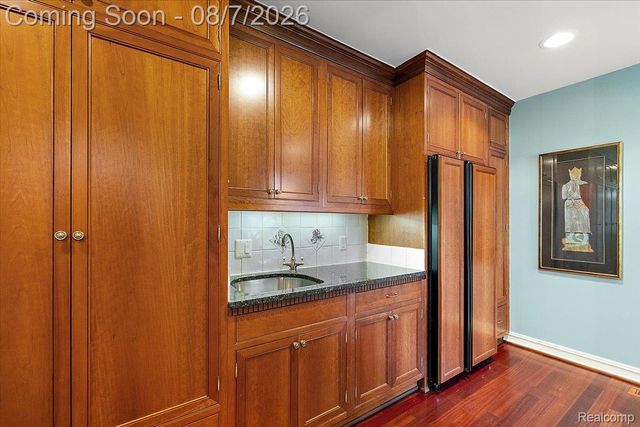 7115 Old Mill Road, Bloomfield Hills, MI 48301