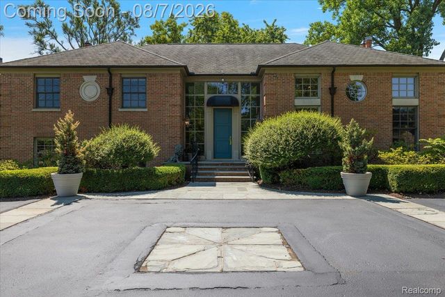 7115 Old Mill Road, Bloomfield Hills, MI 48301