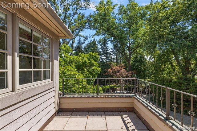 7115 Old Mill Road, Bloomfield Hills, MI 48301