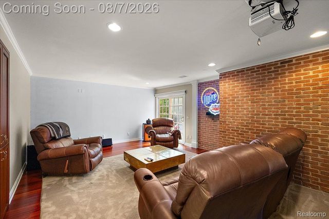 7115 Old Mill Road, Bloomfield Hills, MI 48301