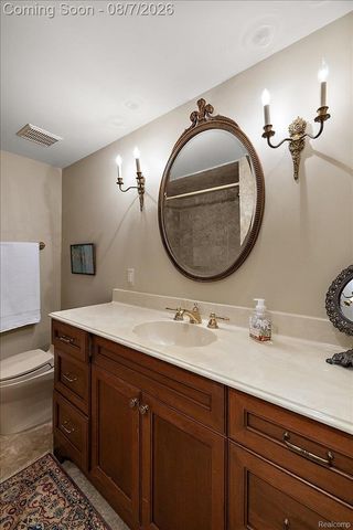7115 Old Mill Road, Bloomfield Hills, MI 48301