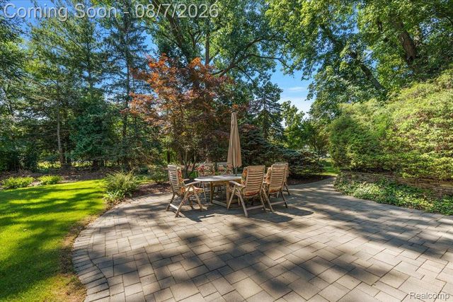 7115 Old Mill Road, Bloomfield Hills, MI 48301