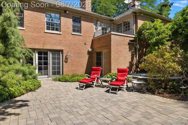 7115 Old Mill Road, Bloomfield Hills, MI 48301