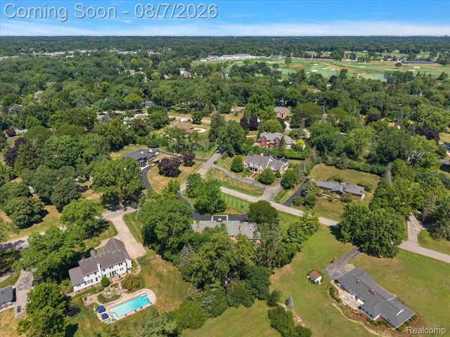 7115 Old Mill Road, Bloomfield Hills, MI 48301