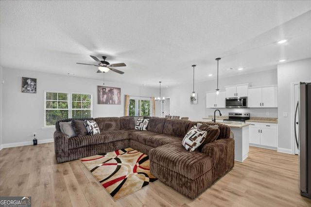 329 Crosswinds Drive, Rincon, GA 31326