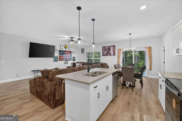 329 Crosswinds Drive, Rincon, GA 31326