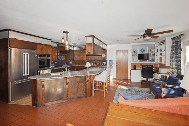 4219 ALBERT Avenue, Amarillo, TX 79106