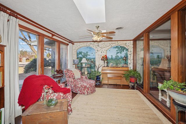 4219 ALBERT Avenue, Amarillo, TX 79106