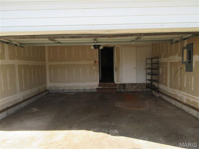 1433 Suttle Court, Cahokia, IL 62206