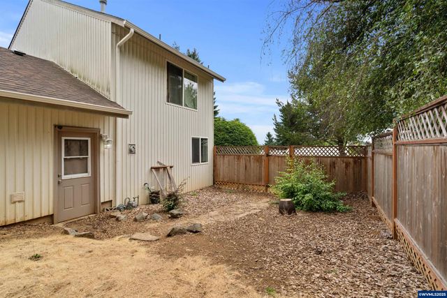 1450 SW Bridlewood (#1) Dr, Dallas, OR 97338