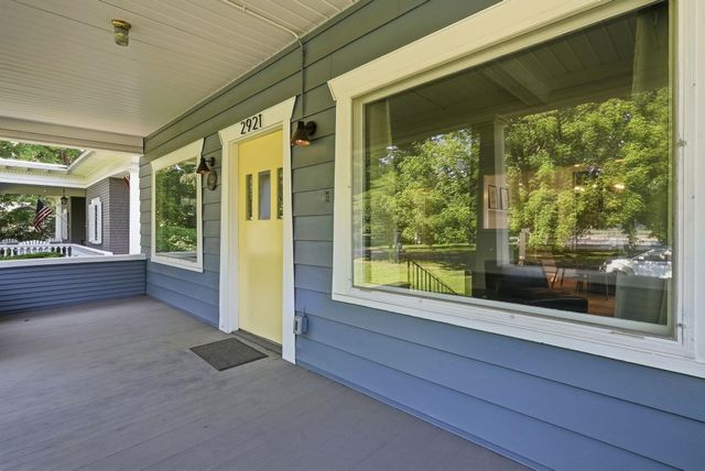 2921 N West Oval St, Spokane, WA 99205