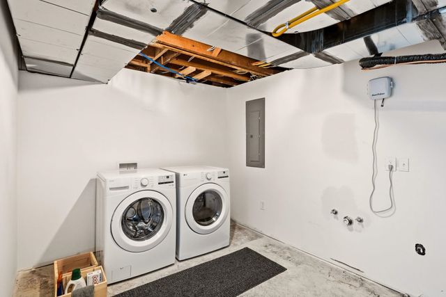 2921 N West Oval St, Spokane, WA 99205