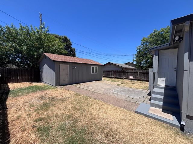 918 Hoitt Ave, Lincoln, CA 95648