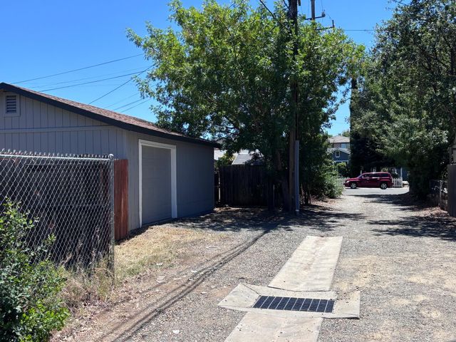 918 Hoitt Ave, Lincoln, CA 95648