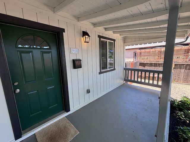 918 Hoitt Ave, Lincoln, CA 95648