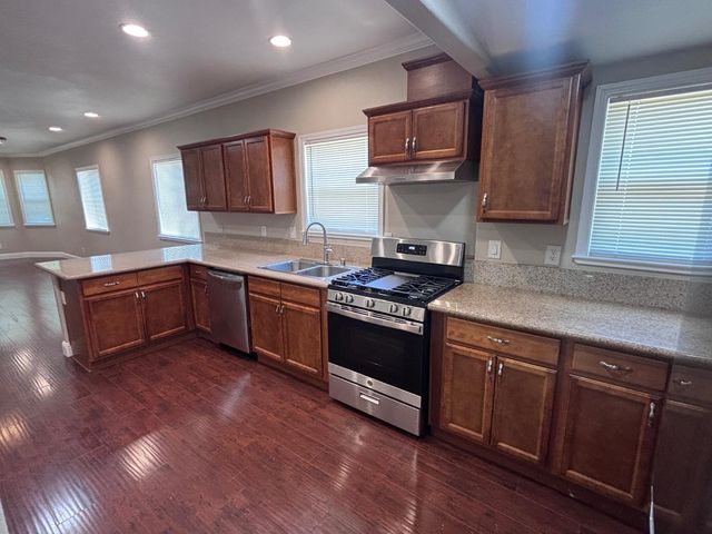 918 Hoitt Ave, Lincoln, CA 95648