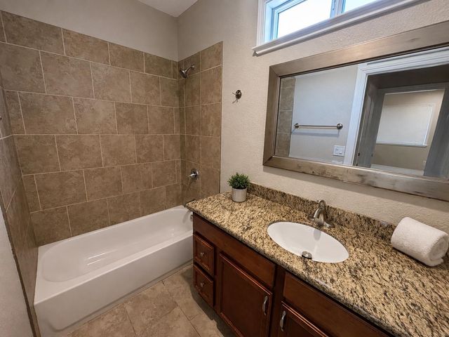 918 Hoitt Ave, Lincoln, CA 95648