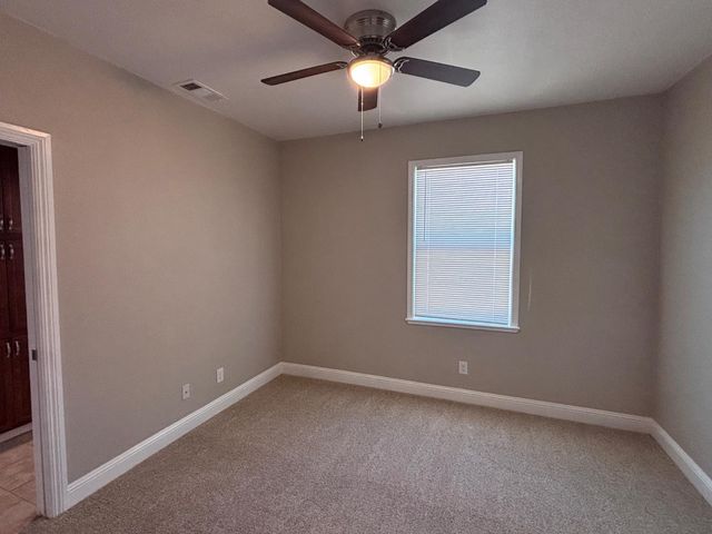 918 Hoitt Ave, Lincoln, CA 95648