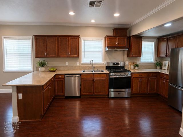918 Hoitt Ave, Lincoln, CA 95648